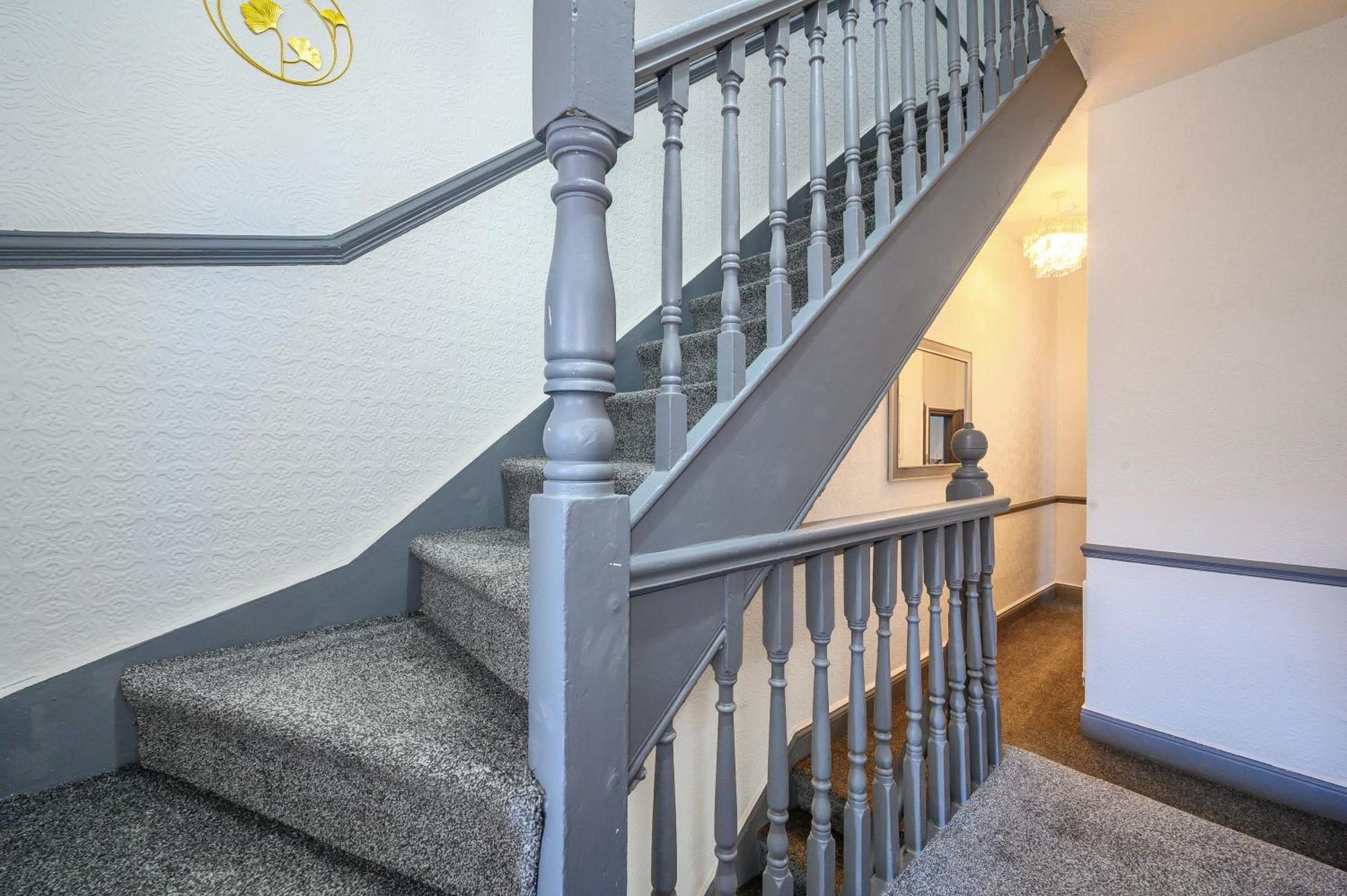 -Rc7H- For Your Relaxed & Cosy Free Parking Leeds  Buitenkant foto