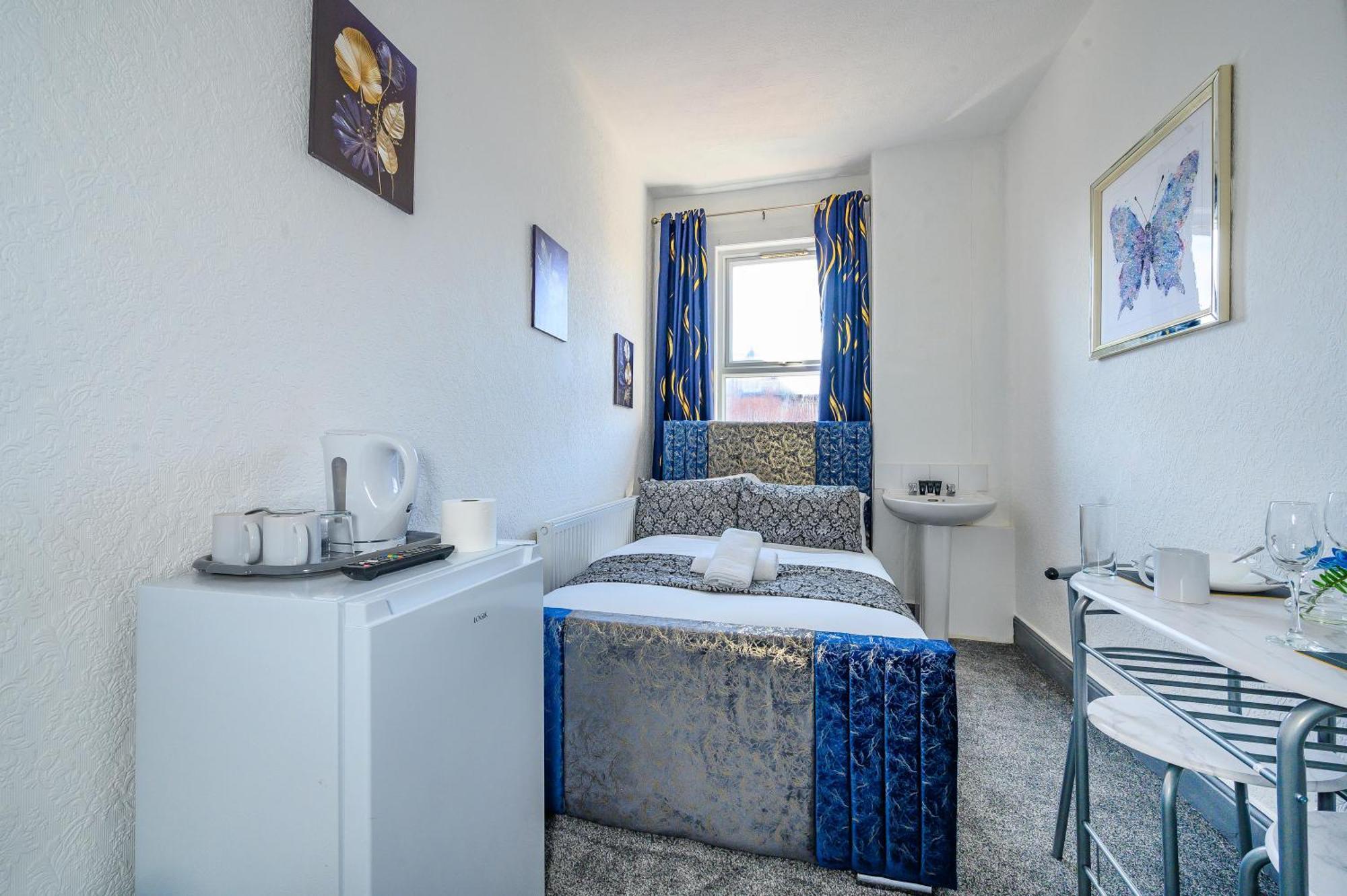 -Rc7H- For Your Relaxed & Cosy Free Parking Leeds  Buitenkant foto